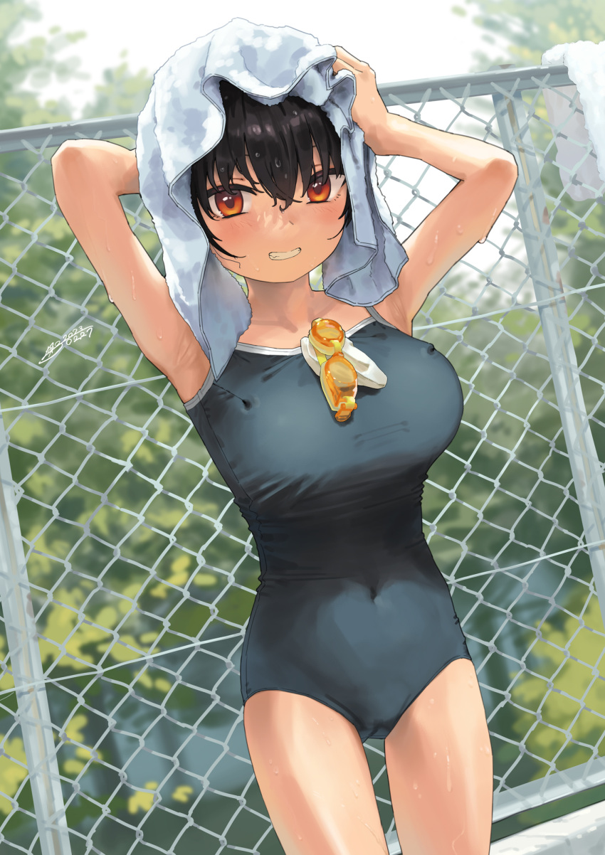 1girl armpits breasts clenched_teeth commentary_request covered_navel gaki_kyonyuu goggles highres kaedeko_(kaedelic) large_breasts looking_at_viewer oppai_loli outdoors red_eyes sasaki_kanna_(kaedeko) school_swimsuit signature smile solo standing swimsuit teeth thighs towel towel_on_head wet wet_clothes wet_hair wet_swimsuit
