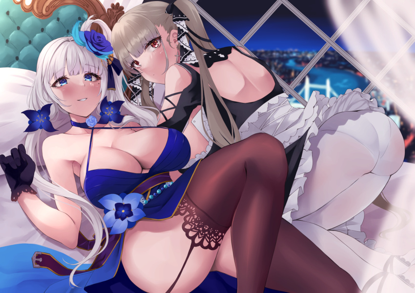2girls azur_lane bangs blue_eyes blue_gloves blush breasts cleavage collarbone formidable_(azur_lane) gloves highres illustrious_(azur_lane) long_hair looking_at_viewer looking_back mole mole_under_eye multiple_girls parted_lips red_eyes smile thighs twintails wee_(weeyy)