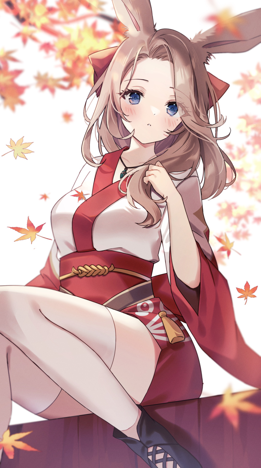 1girl animal_ears autumn_leaves avatar_(ff14) black_footwear blue_eyes blurry blush bow breasts commentary_request commission depth_of_field earrings eyes_visible_through_hair falling_leaves final_fantasy final_fantasy_xiv hair_bow hand_up head_tilt highres japanese_clothes jewelry kimono knees_together_feet_apart leaf light_brown_hair long_hair long_sleeves looking_at_viewer maple_leaf medium_breasts mole mole_under_eye necklace parted_lips pixiv_commission rabbit_ears rabbit_girl red_bow red_kimono short_kimono sidelocks simple_background sitting solo suzumori_(su2525) tassel thighhighs thighs two-tone_kimono viera white_background white_kimono white_thighhighs wide_sleeves zettai_ryouiki
