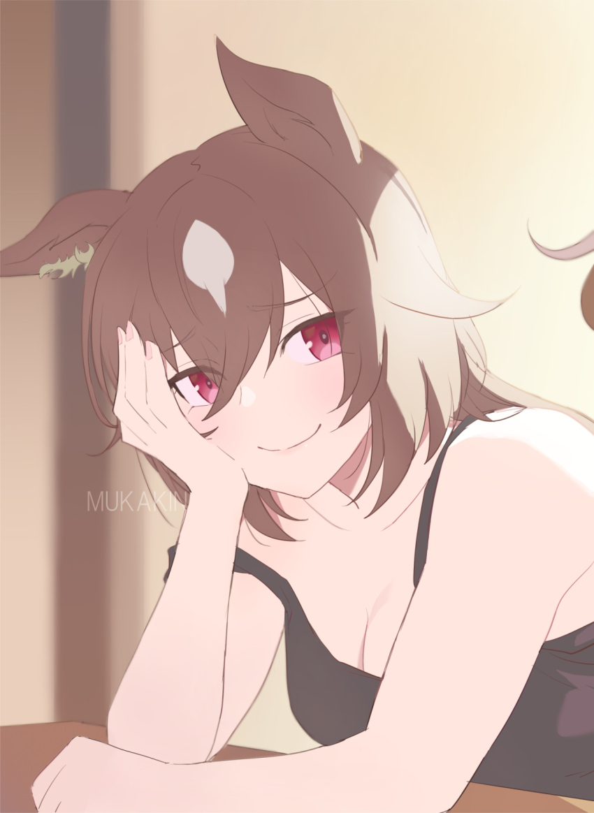1girl alternate_costume animal_ears arm_support artist_name blush breasts brown_hair closed_mouth crop_top ear_ornament hair_between_eyes hand_on_own_cheek hand_on_own_face highres horse_ears horse_girl looking_at_viewer mukakin multicolored_hair red_eyes sirius_symboli_(umamusume) smile solo streaked_hair table umamusume white_hair