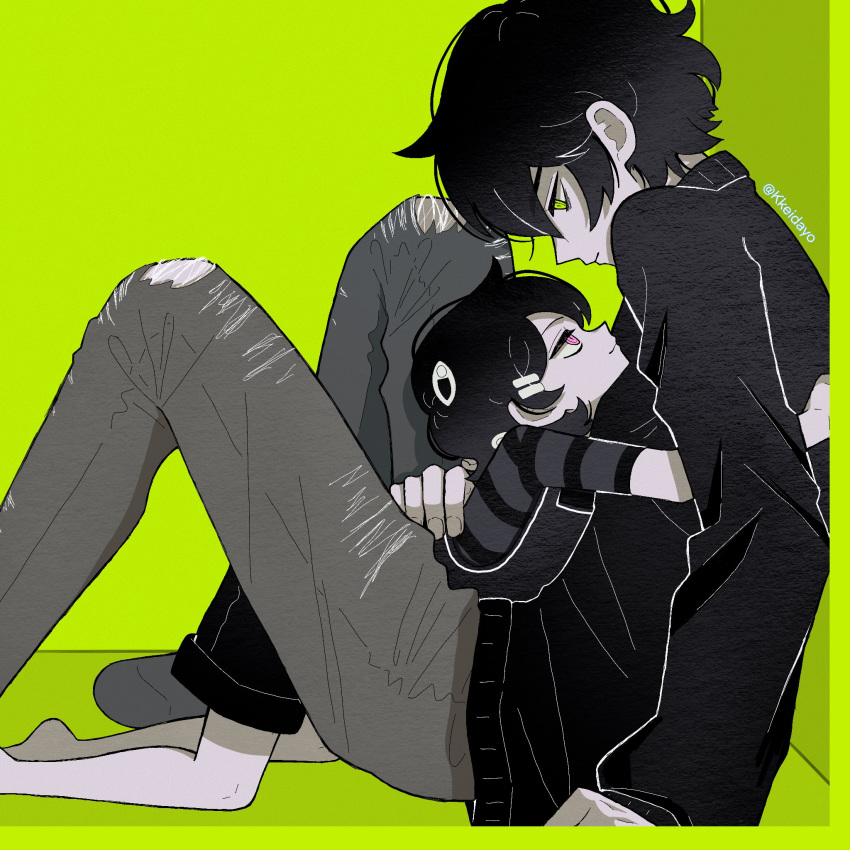 1boy 1girl andrew_graves ashley_graves black_hair black_shorts black_sweater green_eyes highres hug kkeidayo pants pink_eyes shorts siblings sitting sweater the_coffin_of_andy_and_leyley torn_clothes torn_pants