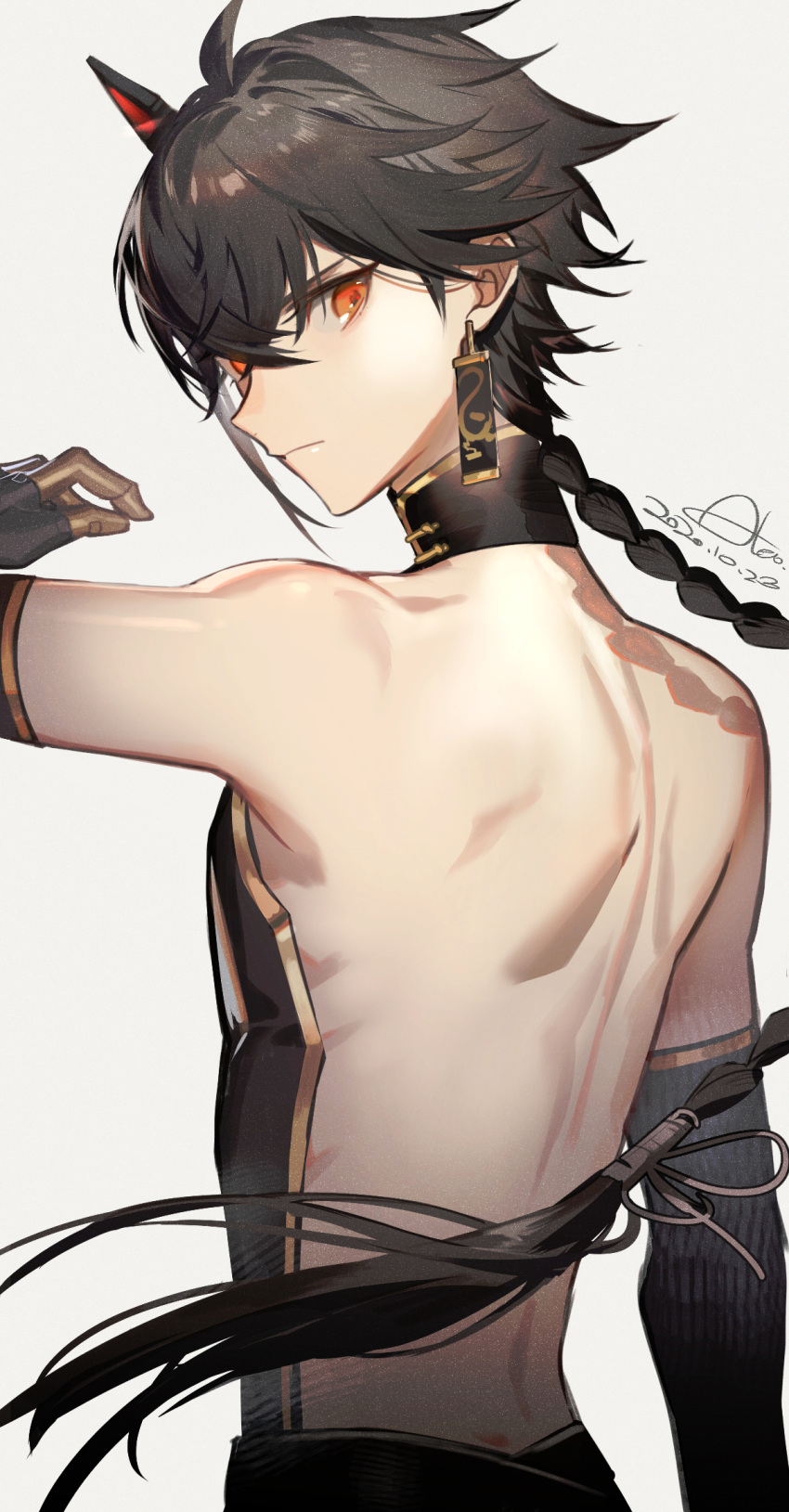 1boy ahoge aleo back backless_shirt bare_back bare_shoulders black_hair black_shirt changyu:_qilin_(punishing:_gray_raven) changyu_(punishing:_gray_raven) chinese_commentary collared_shirt commentary crossed_bangs dated elbow_gloves from_behind gloves highres horns long_hair looking_at_viewer looking_back male_focus mechanical_hands mechanical_horns ofuda_earrings profile punishing:_gray_raven red_eyes shirt shoulder_blades signature single_horn solo toned toned_male upper_body