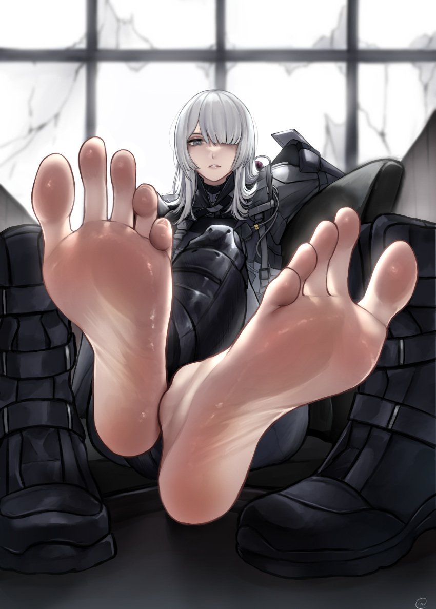 1girl absurdres ak-15_(girls'_frontline) barefoot boots boots_removed crossed_legs feet foot_focus girls'_frontline grey_eyes grey_hair hair_over_one_eye highres long_hair long_toes looking_at_viewer nikishiko sitting soles spread_toes toes