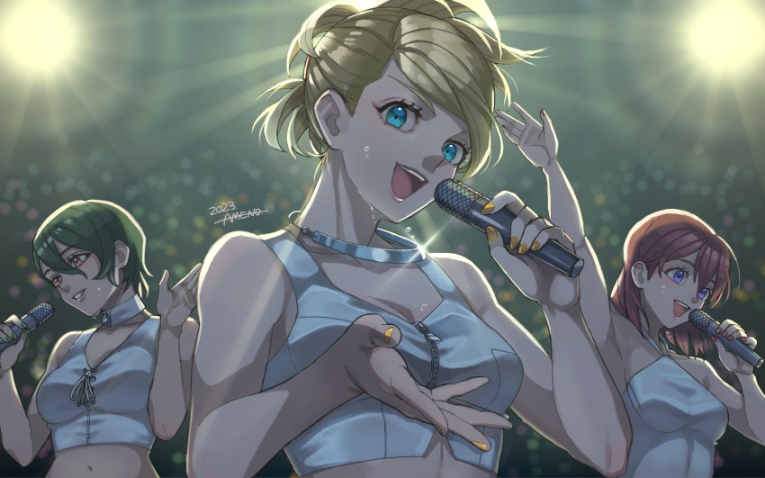 3girls amenoimo arm_up blonde_hair blue_eyes breasts collarbone highres holding holding_microphone lisa_silverman looking_at_viewer microphone multiple_girls nail_polish navel open_mouth persona persona_2 short_hair smile sweat zipper_pull_tab