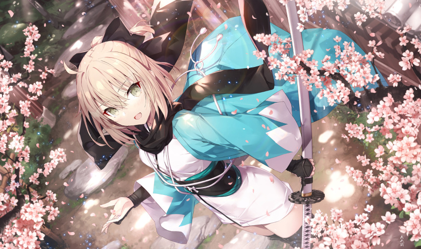 1girl ahoge black_bow blonde_hair bow breasts fate/grand_order fate_(series) flower gabiran hair_bow half_updo haori highres japanese_clothes koha-ace large_breasts long_sleeves looking_at_viewer okita_souji_(fate) okita_souji_(koha-ace) open_mouth petals short_hair smile solo wide_sleeves yellow_eyes
