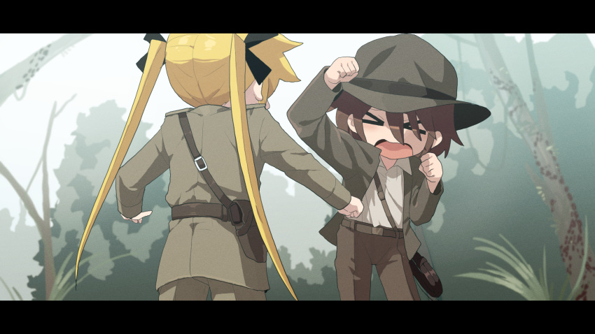 &gt;_&lt; 2girls blonde_hair brown_hair brown_headwear brown_jacket brown_pants clenched_hands closed_eyes collared_shirt commentary_request cosplay cowboy_shot day forest fuka_(kantoku) grass gun hair_between_eyes handgun highres holstered indiana_jones indiana_jones_(cosplay) indiana_jones_(series) jacket kill_me_baby letterboxed long_bangs long_hair long_sleeves multiple_girls nature open_mouth oribe_yasuna outdoors pants shirt short_hair sonya_(kill_me_baby) tree weapon white_shirt