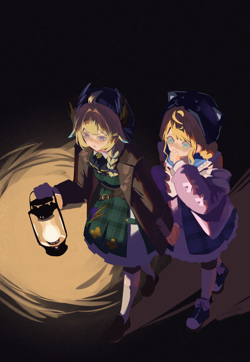 2girls absurdres ahoge animal_hat aqua_eyes blonde_hair blue_dress braid cat_hat chinese_commentary dress enna_alouette enna_alouette_(3rd_costume) green_dress hair_ornament hairclip hand_to_own_mouth hat head_wings highres holding holding_hands holding_lantern lantern medium_hair millie_parfait millie_parfait_(3rd_costume) multiple_girls nijisanji nijisanji_en off_shoulder plaid plaid_dress purple_eyes scared wings yegaa7