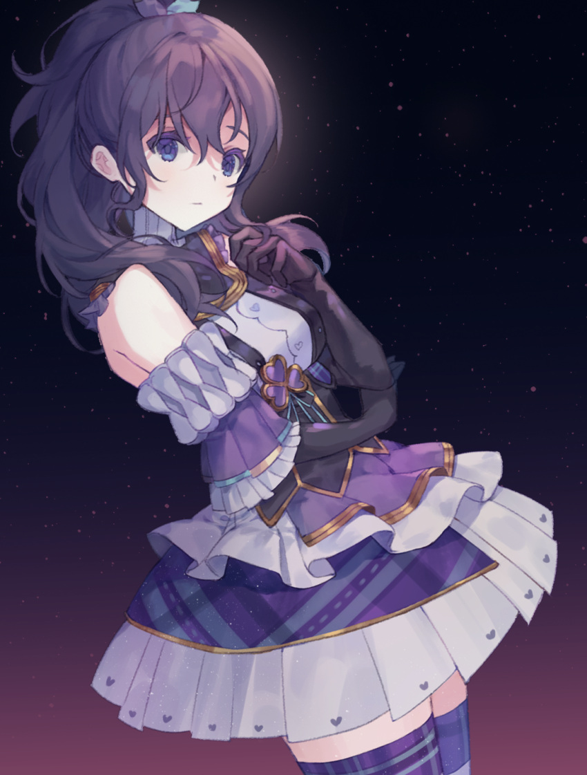 1girl asahina_mafuyu bare_shoulders black_gloves closed_mouth clover_ornament cowboy_shot detached_sleeves dress dutch_angle gloves gold_trim high_ponytail highres long_hair looking_at_viewer moremoremakingxmas_(project_sekai) multicolored_clothes multicolored_dress night night_sky official_alternate_color project_sekai purple_eyes purple_hair sha_(nz2) sky solo thighhighs