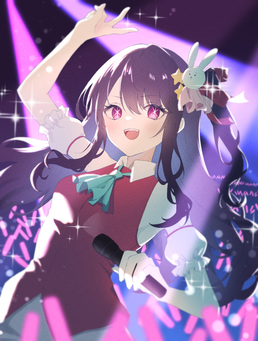 1girl :d arm_up ascot audience bare_shoulders blue_ascot blush collared_dress commentary detached_sleeves dress fangs frilled_sleeves frills glowstick hair_between_eyes hair_ornament hair_ribbon highres holding holding_microphone hoshino_ai_(oshi_no_ko) hozumi_toki idol idol_clothes long_hair looking_at_viewer microphone one_side_up open_mouth oshi_no_ko pink_dress pink_ribbon purple_eyes purple_hair rabbit_hair_ornament ribbon sidelocks sleeveless sleeveless_dress smile solo sparkle stage_lights star-shaped_pupils star_(symbol) star_hair_ornament symbol-shaped_pupils teeth upper_teeth_only v