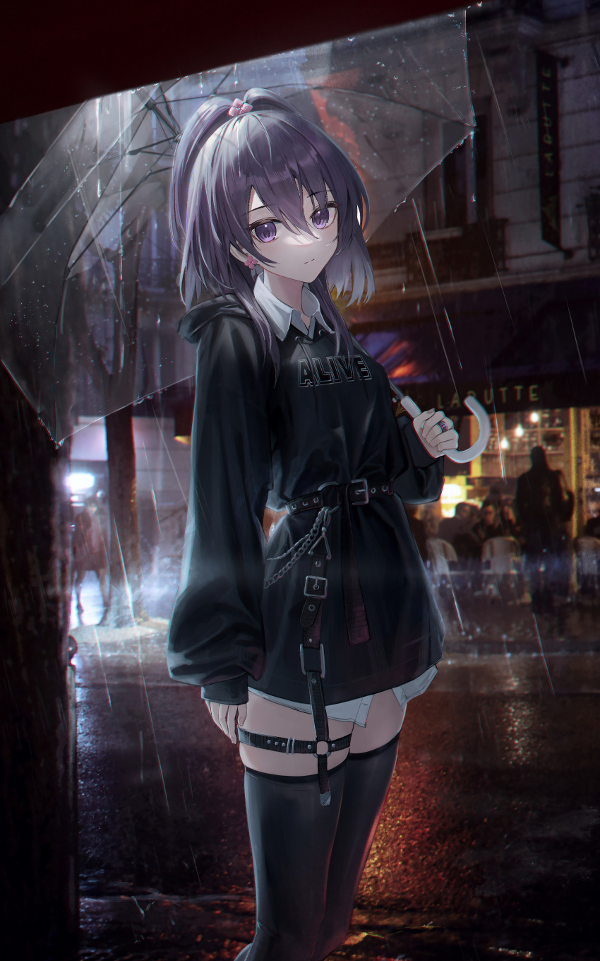 1girl absurdres aika_himena alternate_costume belt black_belt black_hoodie black_thighhighs building closed_mouth clothes_writing collared_shirt commentary_request commission earrings expressionless flippy_(cripine111) highres holding holding_umbrella hood hood_down hoodie jewelry long_sleeves looking_at_viewer magia_record:_mahou_shoujo_madoka_magica_gaiden mahou_shoujo_madoka_magica medium_hair night outdoors people pixiv_commission purple_eyes purple_hair rain ring shirt solo thigh_strap thighhighs transparent transparent_umbrella umbrella white_shirt