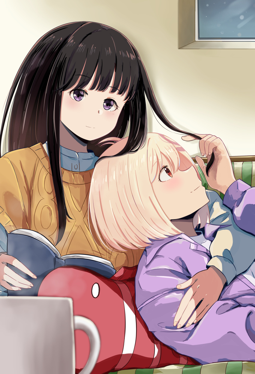 2girls absurdres black_hair blonde_hair blurry blush bob_cut book brown_sweater_vest chai_haru closed_mouth commentary_request couch couple cup depth_of_field highres holding holding_book indoors inoue_takina jacket leaning_on_person long_hair long_sleeves lycoris_recoil lying mug multiple_girls nishikigi_chisato one_side_up open_book playing_with_another's_hair puffy_sleeves purple_eyes purple_jacket shadow shirt short_hair sweater_vest upper_body white_shirt yuri