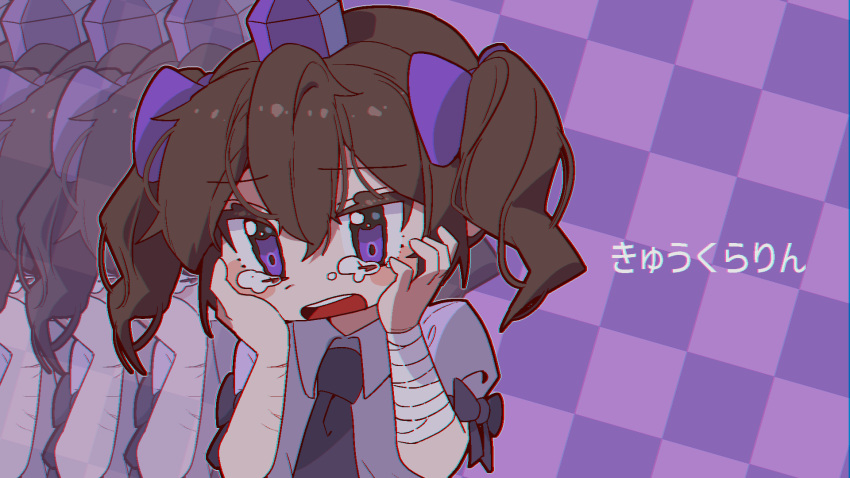 10000_we 1girl afterimage bandaged_arm bandages black_bow black_necktie blush bow brown_hair cevio checkered_background collared_shirt commentary cuts double-parted_bangs hair_between_eyes hair_bow hands_on_own_cheeks hands_on_own_face hata-tan_(rui_(hershe)) highres himekaidou_hatate injury kyu-kurarin_(cevio) medium_bangs necktie open_mouth pom_pom_(clothes) puffy_short_sleeves puffy_sleeves purple_bow purple_headwear self_harm shirt short_hair short_sleeves short_twintails sleeve_bow solo tearing_up touhou translation_request twintails upper_body white_shirt
