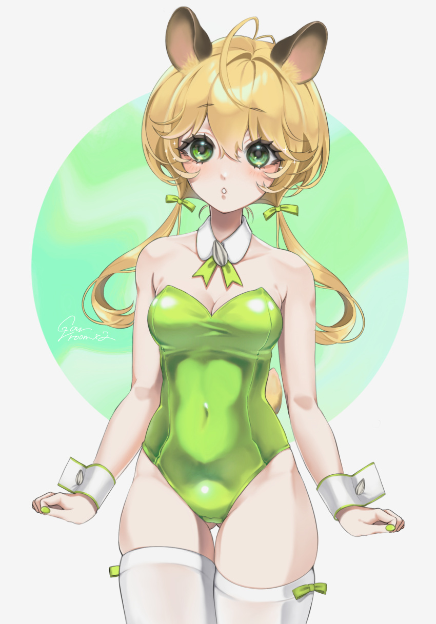 1girl animal_ears antenna_hair bare_shoulders blonde_hair blush breasts car_vroomx2 cleavage commentary covered_navel cowboy_shot detached_collar fingernails green_background green_eyes green_leotard green_nails green_ribbon hair_between_eyes hair_ribbon hamster_ears hamster_girl hamster_tail highres leotard long_hair looking_at_viewer low_twintails medium_breasts original playboy_bunny ribbon signature solo strapless strapless_leotard tail teeth thighhighs twintails white_background white_thighhighs wrist_cuffs