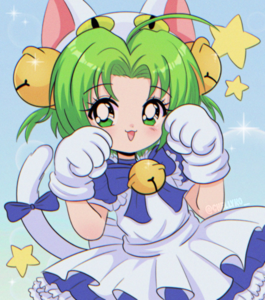 1990s_(style) 1girl :3 ahoge animal_ears animal_hands animal_hat bell blue_background blue_bow blue_dress blush bow bubble_background cat_ears cat_girl cat_hat cat_tail chelly_(chellyko) choker dejiko di_gi_charat dress gloves green_eyes green_hair hair_bell hair_ornament hat highres jingle_bell looking_at_viewer maid open_mouth paw_gloves paw_pose retro_artstyle ribbon short_hair short_sleeves smile solo sparkle standing star_(symbol) tail tail_ornament tail_ribbon waist_bow white_gloves white_headwear