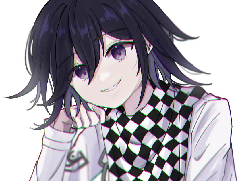 1boy black_hair black_scarf checkered_clothes checkered_scarf danganronpa_(series) danganronpa_v3:_killing_harmony fuyu_ko grin hair_between_eyes hand_up highres jacket long_sleeves looking_at_viewer male_focus medium_hair oma_kokichi purple_eyes purple_hair scarf smile solo teeth white_background white_jacket white_scarf