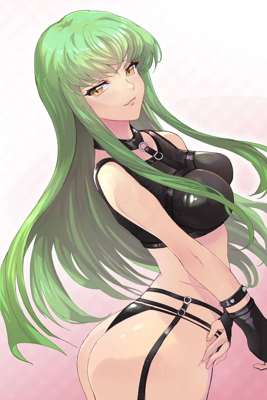 1girl absurdres ass bare_arms bare_shoulders black_gloves black_shirt breasts c.c. code_geass commentary cowboy_shot fingerless_gloves gloves green_hair highres large_breasts long_hair looking_at_viewer shan_laotou shirt sidelocks sleeveless sleeveless_shirt smile solo very_long_hair yellow_eyes