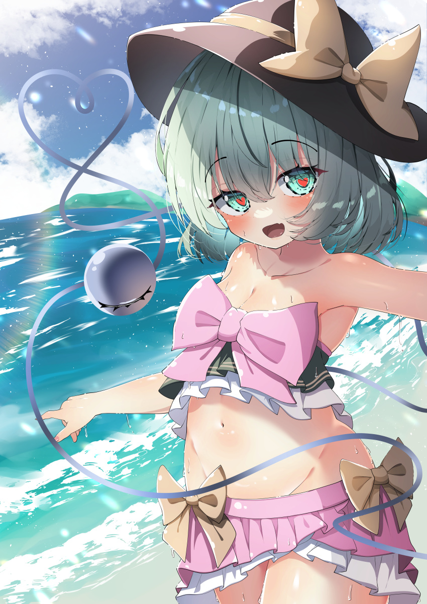 1girl absurdres beach black_headwear bow bow_swimsuit breasts cloud commentary_request commission cowboy_shot dfra eyeball green_hair hat hat_bow hat_ribbon heart heart_in_eye heart_of_string highres horizon komeiji_koishi lens_flare light_particles looking_at_viewer medium_hair navel ocean open_mouth outdoors pixiv_commission ribbon sky solo string swimsuit symbol_in_eye third_eye touhou water waves wet