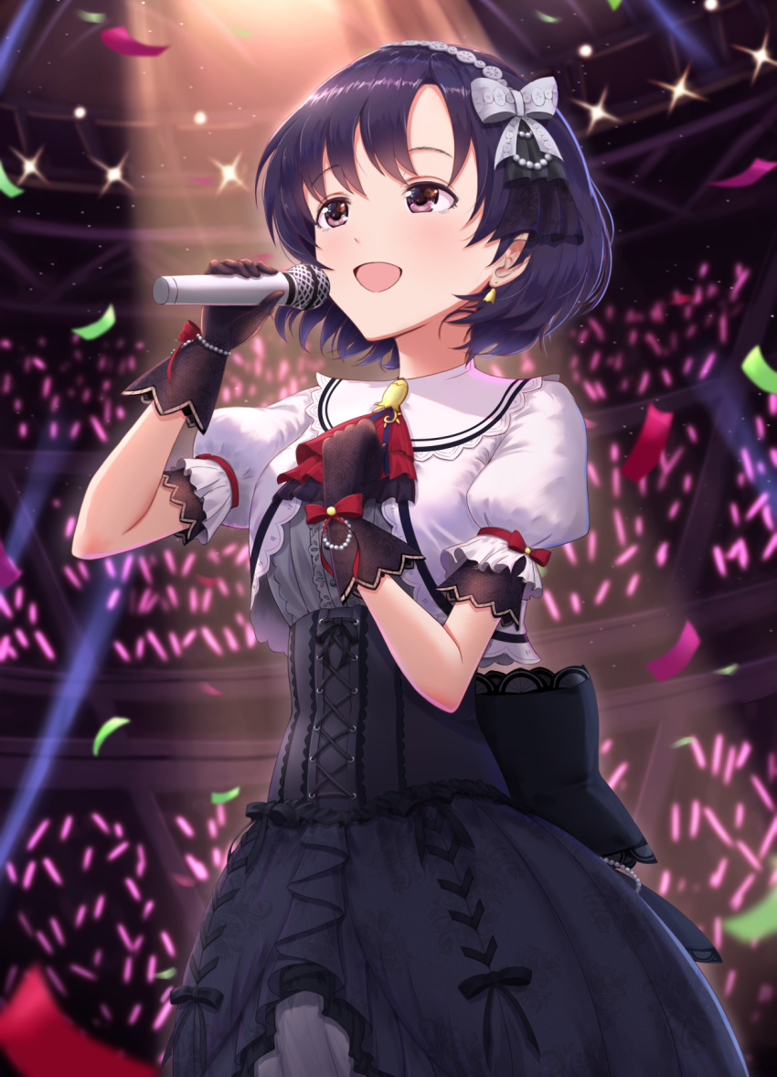 1girl black_corset black_gloves black_hair black_ribbon blush breasts brown_eyes confetti corset earrings gem gloves glowstick hair_ribbon hairband hands_up highres holding holding_microphone idolmaster idolmaster_cinderella_girls idolmaster_cinderella_girls_starlight_stage indoors jewelry looking_at_another maitake_(maitake1234) medium_breasts microphone neckerchief open_mouth pearl_(gemstone) puffy_short_sleeves puffy_sleeves red_neckerchief ribbon shiragiku_hotaru short_hair short_sleeves smile solo spotlight stage stage_lights two-tone_dress white_hairband white_ribbon