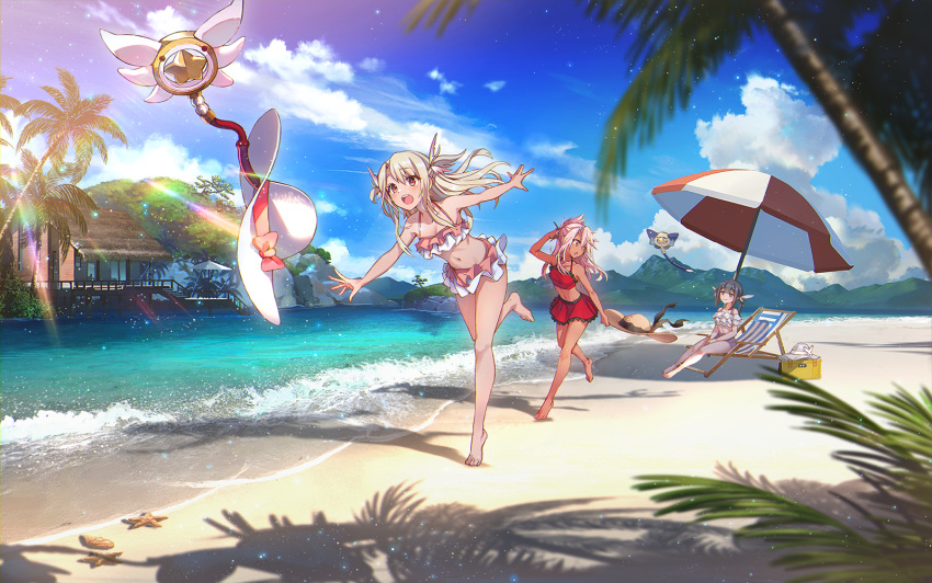 3girls bare_legs bare_shoulders barefoot beach beach_umbrella bikini bikini_skirt black_hair blonde_hair blue_sky blush breasts brown_eyes chloe_von_einzbern closed_mouth cloud collarbone dark-skinned_female dark_skin day fate/kaleid_liner_prisma_illya fate_(series) feather_hair_ornament feathers frilled_bikini frills hair_between_eyes hair_ornament hairclip hat illyasviel_von_einzbern kaleidostick long_hair miyu_edelfelt multiple_girls navel ocean open_mouth orange_eyes outdoors palm_tree pink_feathers pink_hair red_bikini red_eyes sand sho_(shoichi-kokubun) sitting sky small_breasts smile sun_hat swimsuit tree twintails umbrella water white_bikini