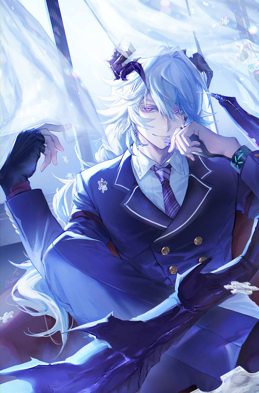 1boy absurdres arknights bishounen black_gloves crossed_legs curtains fingerless_gloves gloves hand_up highres horns infection_monitor_(arknights) lizard_tail long_hair male_focus myluche necktie purple_eyes puzzle_(arknights) reptile_boy shirt smile solo suit tail white_hair white_shirt