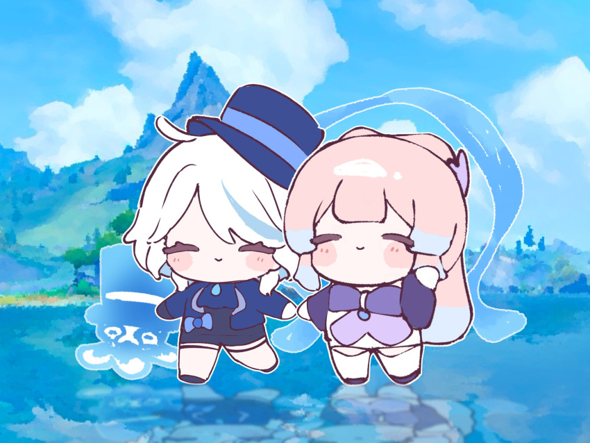 2girls :&gt; ^_^ asymmetrical_gloves black_gloves blue_bow blue_hair blue_headwear blue_jacket blue_shorts blue_sky blush blush_stickers bow bow-shaped_hair chibi closed_eyes closed_mouth cloud commentary_request cowlick day eyelashes furina_(genshin_impact) genshin_impact gentilhomme_usher gloves hair_between_eyes hand_on_own_cheek hand_on_own_face hand_up hat highres holding_hands jacket long_hair long_sleeves mikurumikurumi mismatched_gloves mountain multicolored_hair multiple_girls outdoors pink_hair purple_bow sangonomiya_kokomi short_hair shorts sidelocks sky smile standing standing_on_liquid streaked_hair swept_bangs thighhighs tilted_headwear top_hat two-tone_hair very_long_hair walking walking_on_liquid water white_gloves white_hair white_thighhighs wide_sleeves