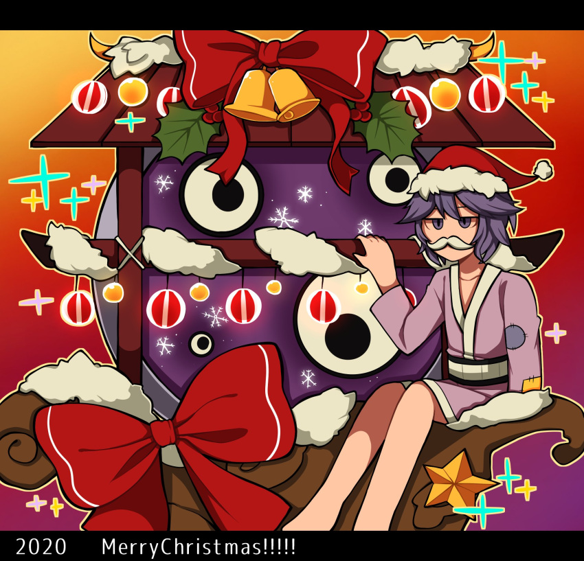 1jumangoku 2others androgynous barefoot bell bow christmas commentary english_text extra_eyes fake_facial_hair fake_mustache gradient_background half-closed_eyes hat highres horns japanese_clothes kimono len'en mirror mistletoe mitsumo multiple_others patchwork_clothes pink_kimono purple_eyes purple_hair red_bow santa_hat sash short_hair sitting sparkle terumi_(len'en) traditional_youkai white_sash