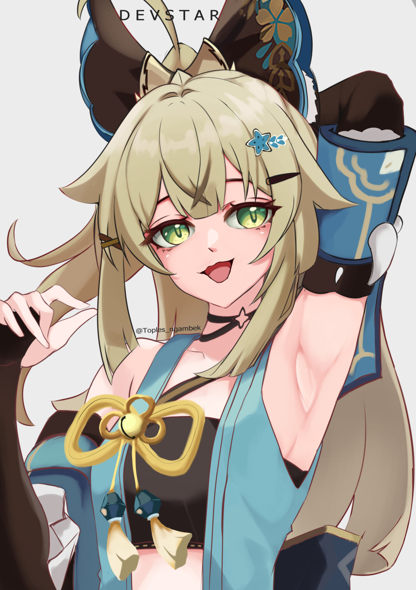 1girl :d absurdres arm_up armpits bare_shoulders black_bow blonde_hair bow commentary_request crop_top detached_sleeves devstar genshin_impact green_eyes grey_background hair_bow highres kirara_(genshin_impact) long_hair looking_at_viewer midriff open_mouth simple_background smile solo upper_body very_long_hair