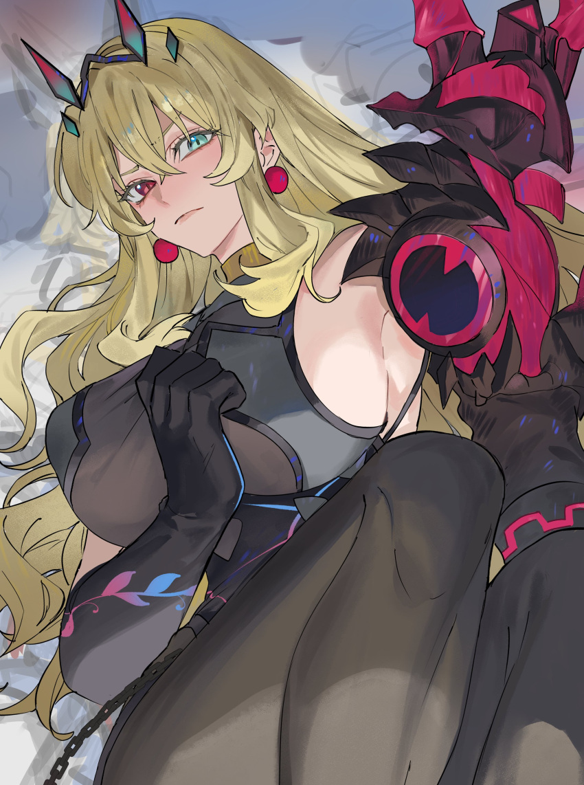 1girl absurdres armor bare_shoulders barghest_(fate) black_dress black_gloves blonde_hair breasts brown_pantyhose chain dress earrings elbow_gloves fairy_knight_gawain_(second_ascension)_(fate) fate/grand_order fate_(series) gauntlets gloves green_eyes heterochromia highres horns jewelry large_breasts long_hair looking_at_viewer pantyhose pauldrons red_eyes shoulder_armor single_gauntlet single_pauldron solo thighs yurumawari