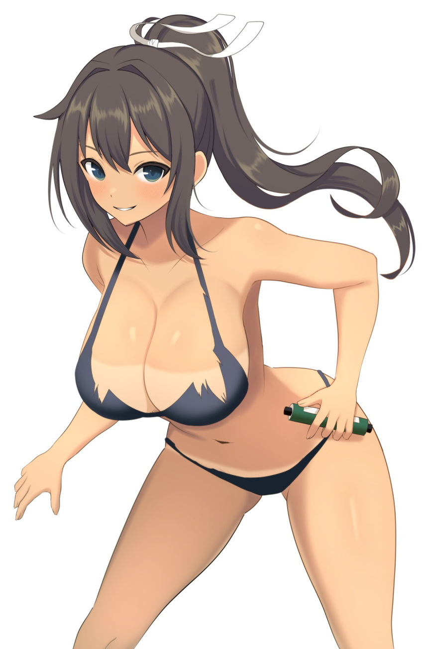 1girl bikini bikini_tan black_bikini black_hair blush breasts cleavage collarbone dark-skinned_female dark_skin green_eyes hair_between_eyes hair_ribbon high_ponytail highres homura_(senran_kagura) large_breasts leaning_forward long_hair looking_at_viewer parted_lips ponytail ribbon scroll senran_kagura sidelocks simple_background smile solo surippa1010 swimsuit tan tanlines torn_bikini white_ribbon