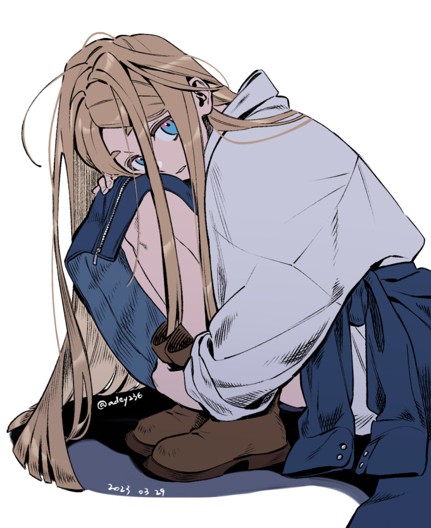 1boy ainsley_(adey) androgynous blonde_hair blue_eyes boots brown_footwear clothes_around_waist dated from_side hair_between_eyes hand_on_own_knee head_rest highres hugging_own_legs jacket jacket_around_waist long_hair long_sleeves looking_at_viewer looking_to_the_side male_focus messy_hair multicolored_eyes no_pants original otoko_no_ko pink_eyes shirt simple_background solo squatting straight_hair ten_(lu2948d) twitter_username white_background white_shirt