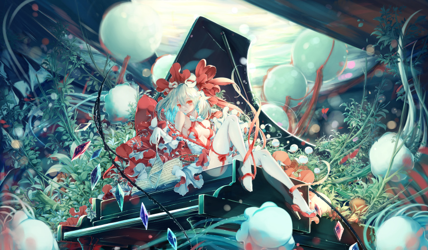 1girl absurdres alternate_costume bare_shoulders blonde_hair blush bow bowtie breasts bubble center_opening chinese_commentary commentary crystal dress fang flandre_scarlet flower full_body gloves grand_piano hair_between_eyes hair_ribbon high_heels highres instrument jellyfish leaf looking_at_viewer medium_hair on_piano parted_lips piano plant pointy_ears red_eyes red_flower red_footwear red_ribbon red_rose ribbon rose seelehan sheet_music shoes single_shoe sitting small_breasts smile solo thighhighs toes touhou wet white_bow white_bowtie white_dress white_flower white_gloves white_thighhighs wings