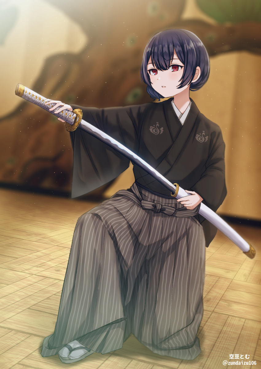 1girl black_hair black_hakama black_kimono blurry blurry_background blush dot_nose folding_screen hair_between_eyes hair_bun hakama highres holding holding_sword holding_weapon iaidou idolmaster idolmaster_shiny_colors japanese_clothes katana kimono long_sleeves looking_at_another morino_rinze obi open_mouth parted_lips pine_tree red_eyes sash short_hair solo soramame_tomu sword tabi tree weapon zouri