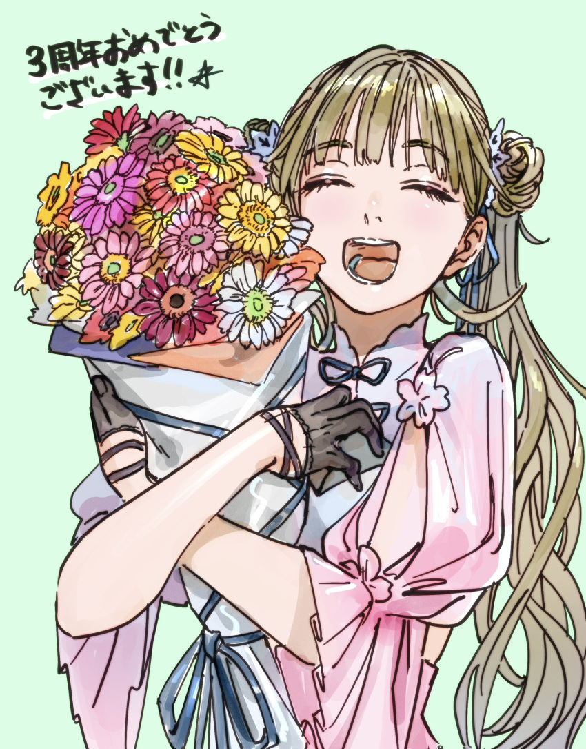1girl anniversary black_gloves blonde_hair bouquet breasts cattleya_regina_games cleavage closed_eyes clothing_cutout double_bun facing_viewer gloves gradient_background hair_bun half_gloves hanabusa_lisa highres holding holding_bouquet long_hair long_sleeves open_mouth otimusyairoha pink_shirt shirt smile solo translation_request twintails upper_body virtual_youtuber vspo!