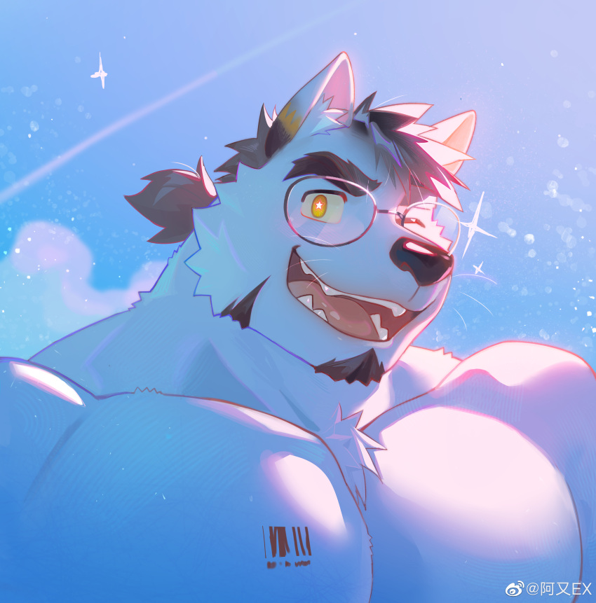 1boy :d absurdres bara blue_sky chest_tuft commission facial_hair frde furry furry_male glasses goatee highres large_pectorals looking_at_viewer male_focus mature_male muscular muscular_male original pectorals ponytail round_eyewear second-party_source short_hair sky smile solo star-shaped_pupils star_(symbol) symbol-shaped_pupils thick_eyebrows upper_body white_fur