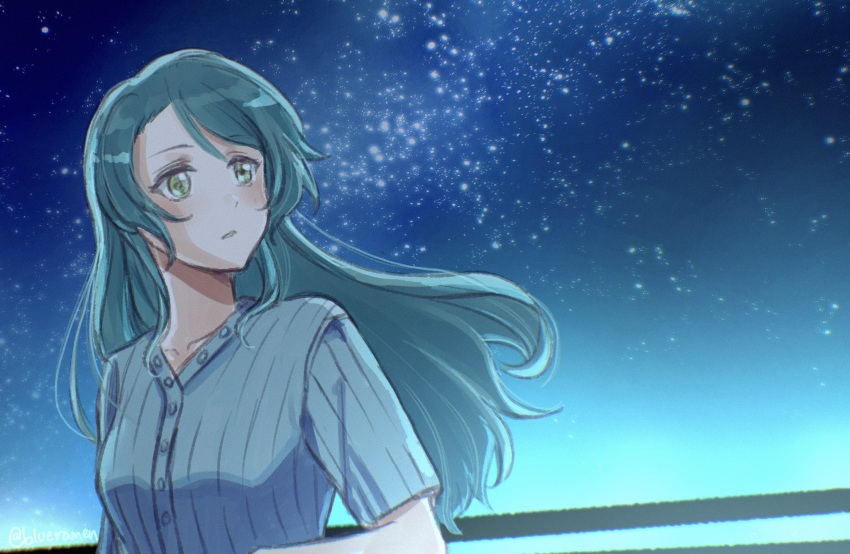 1girl aqua_hair bang_dream! blue_shirt buttons commentary floating_hair green_eyes highres long_hair looking_afar shirt short_sleeves signature sky star_(sky) starry_background starry_sky symbol-only_commentary xin_(blueramen)