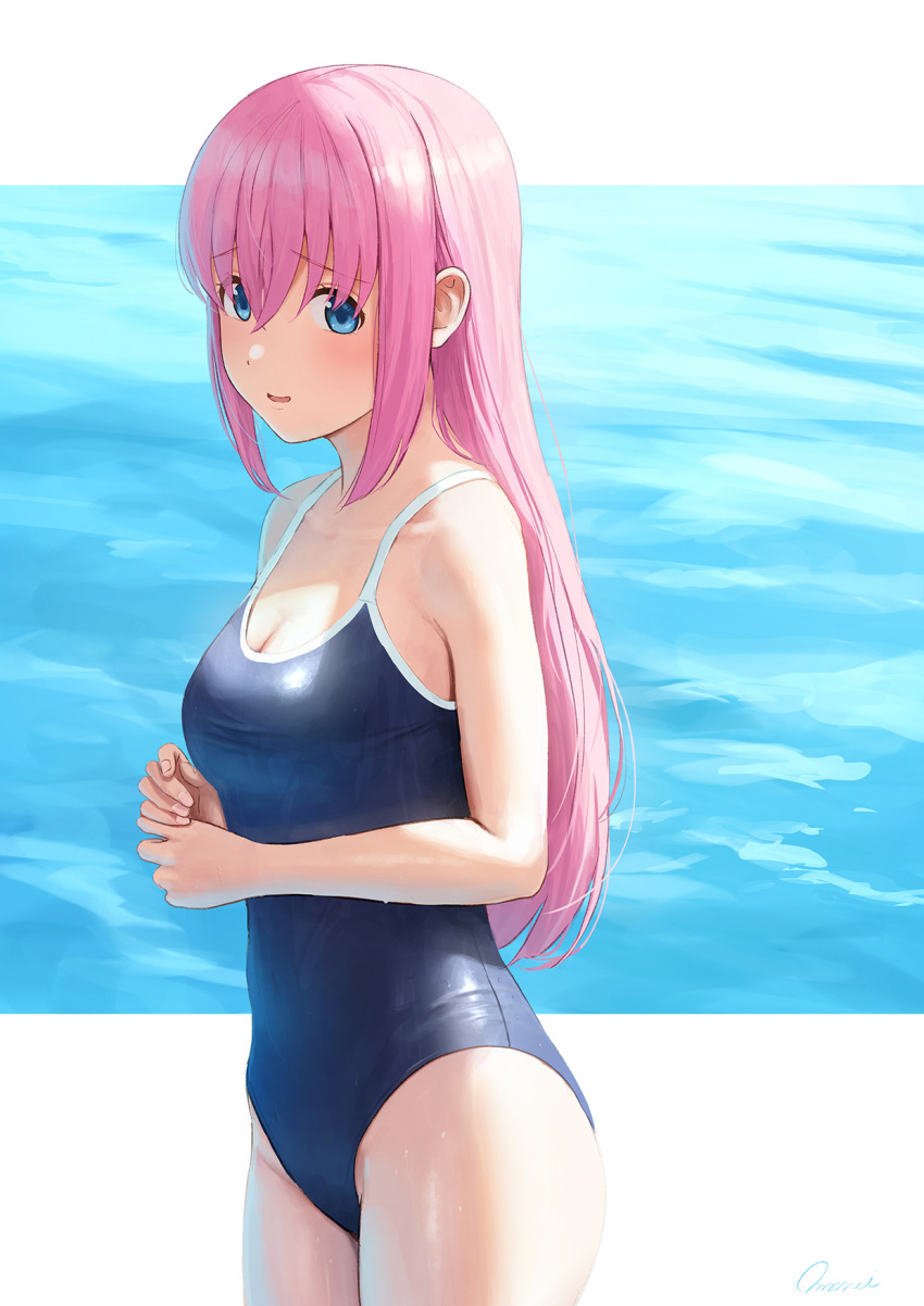 1girl artist_name backlighting blue_eyes blue_one-piece_swimsuit blush bocchi_the_rock! border breasts collarbone commentary_request competition_school_swimsuit cowboy_shot day from_side gotoh_hitori groin hair_between_eyes hands_up highres long_hair looking_at_viewer medium_breasts nervous_smile omoneri one-piece_swimsuit outdoors outside_border own_hands_together pink_hair school_swimsuit shiny_clothes sidelocks signature smile solo standing swimsuit taut_clothes taut_swimsuit water wet wet_clothes wet_swimsuit white_border