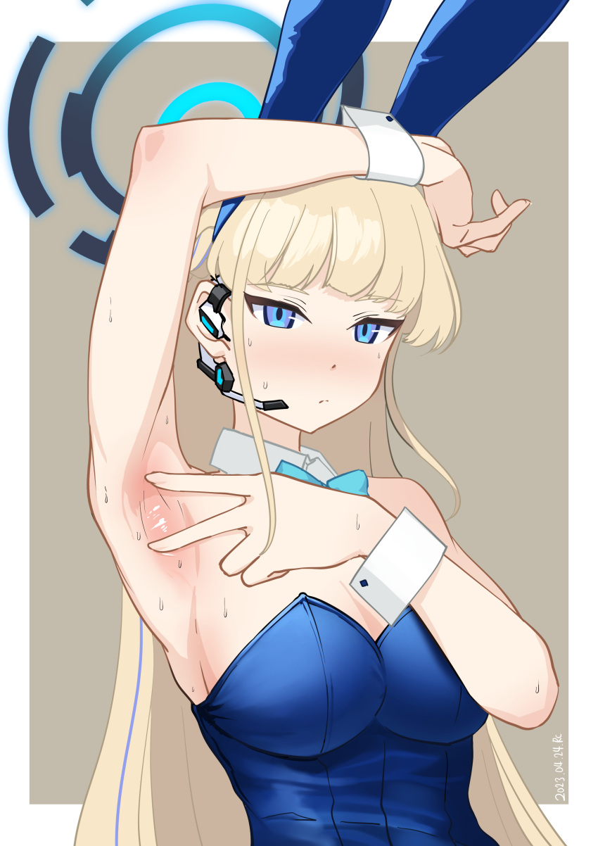 1girl absurdres aqua_bow aqua_bowtie arm_on_head arm_over_head arm_up armpits blonde_hair blue_archive blue_eyes blunt_bangs blush border bow bowtie breasts brown_background collar commentary cuffs detached_collar earpiece halo highres looking_at_viewer playboy_bunny presenting_armpit recet signature simple_background sweat toki_(blue_archive) toki_(bunny)_(blue_archive) upper_body v white_border wrist_cuffs