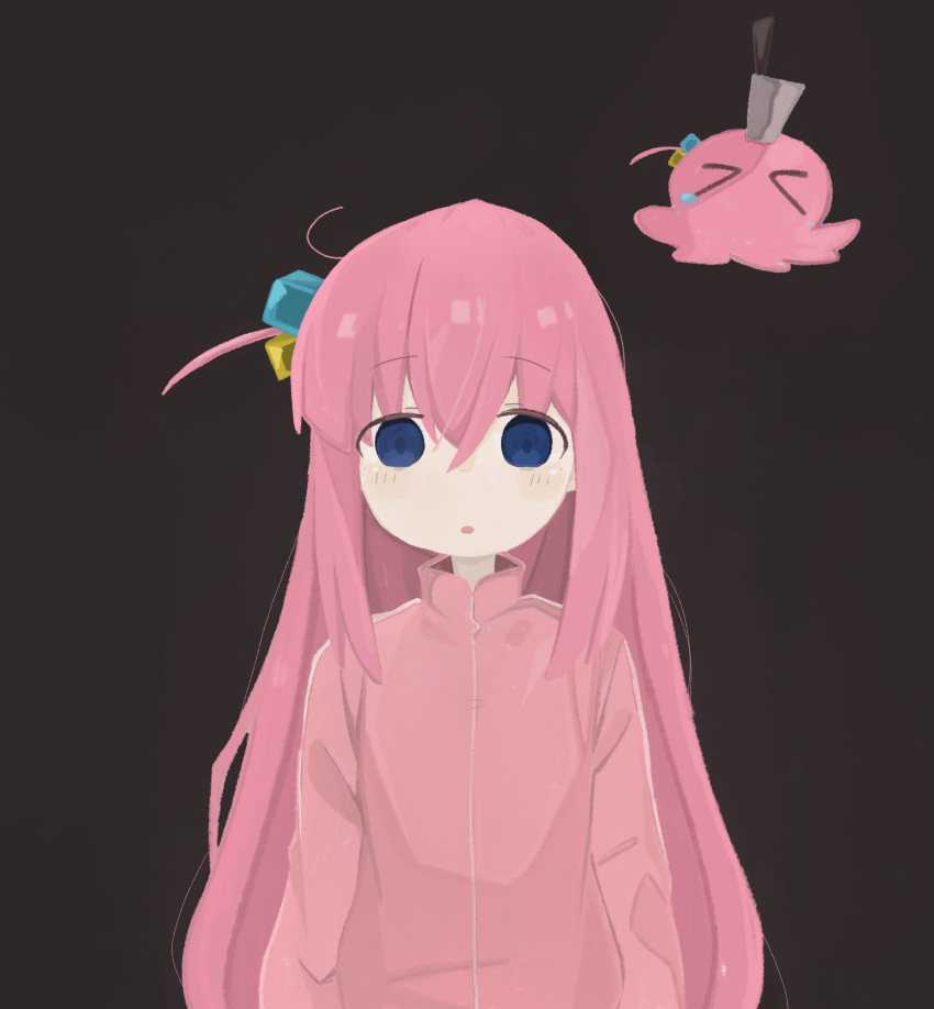 1girl absurdres blue_eyes bocchi_the_rock! cube_hair_ornament gotoh_hitori gotoh_hitori_(octopus) hair_between_eyes hair_ornament highres jacket knife knife_in_head long_hair long_sleeves looking_at_viewer naaga_sonomono object_through_head open_mouth pink_hair pink_jacket pink_track_suit side_ahoge simple_background solo track_jacket