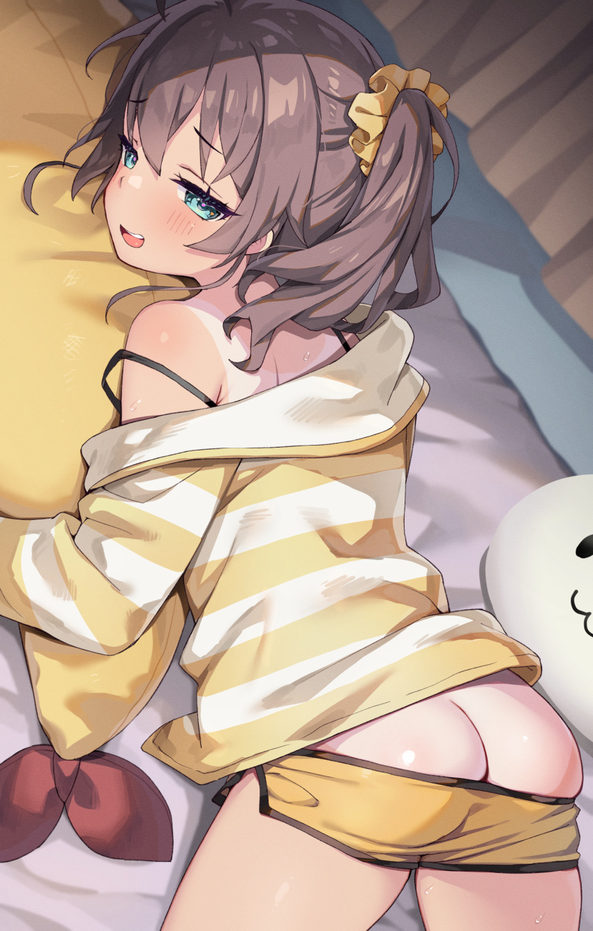 1girl aqua_eyes ass ayaoshiro brown_hair from_behind hair_ornament hair_scrunchie highres hololive long_sleeves looking_at_viewer looking_back loungewear natsuiro_matsuri open_mouth scrunchie shirt shorts smile striped striped_shirt sweat tan tanlines teeth upper_teeth_only virtual_youtuber yellow_scrunchie yellow_shorts