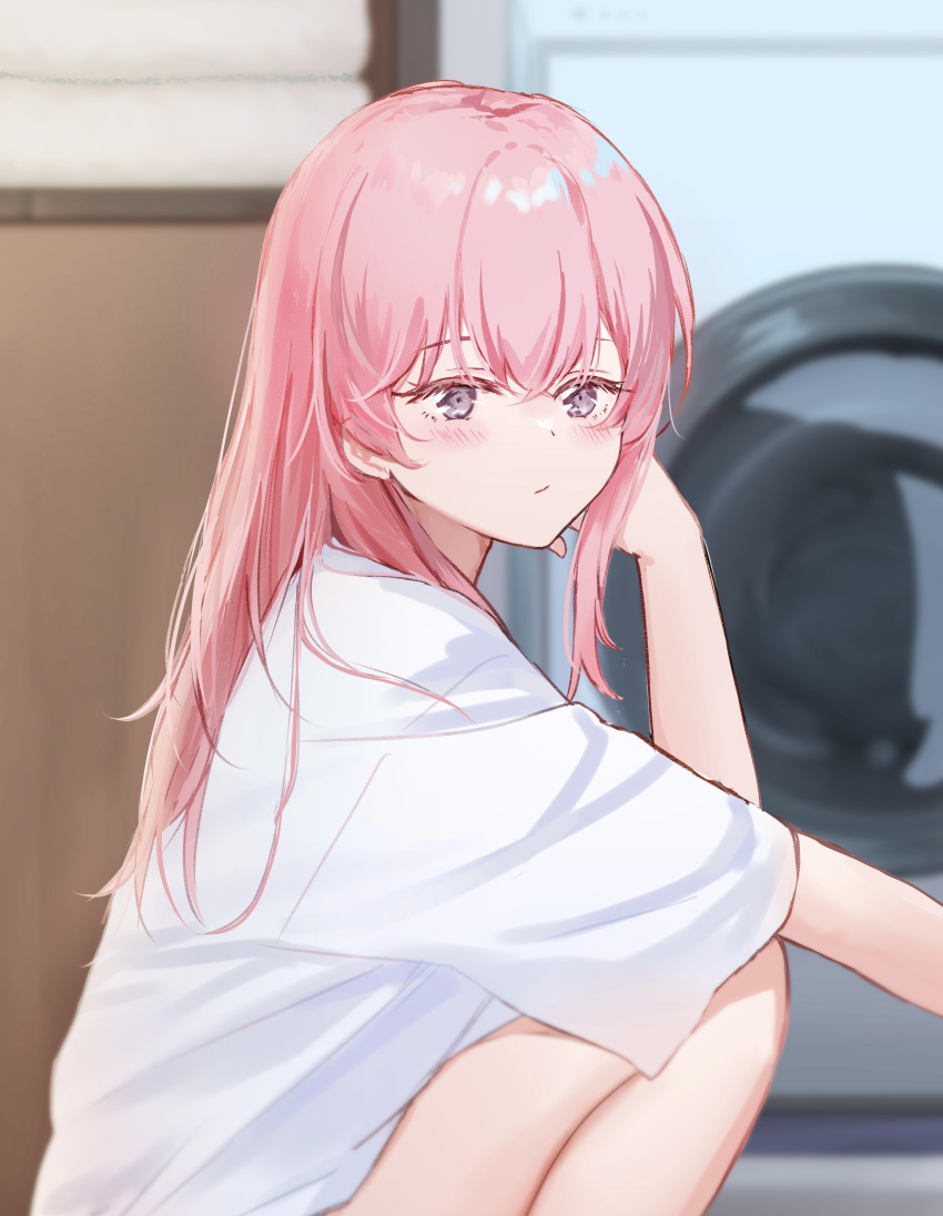 1girl absurdres closed_mouth crossed_bangs elbow_rest highres indoors inui_sajuna long_hair looking_at_viewer looking_to_the_side pink_hair purple_eyes shirt solo sono_bisque_doll_wa_koi_wo_suru squatting t-shirt washing_machine white_shirt yuyu_kanae