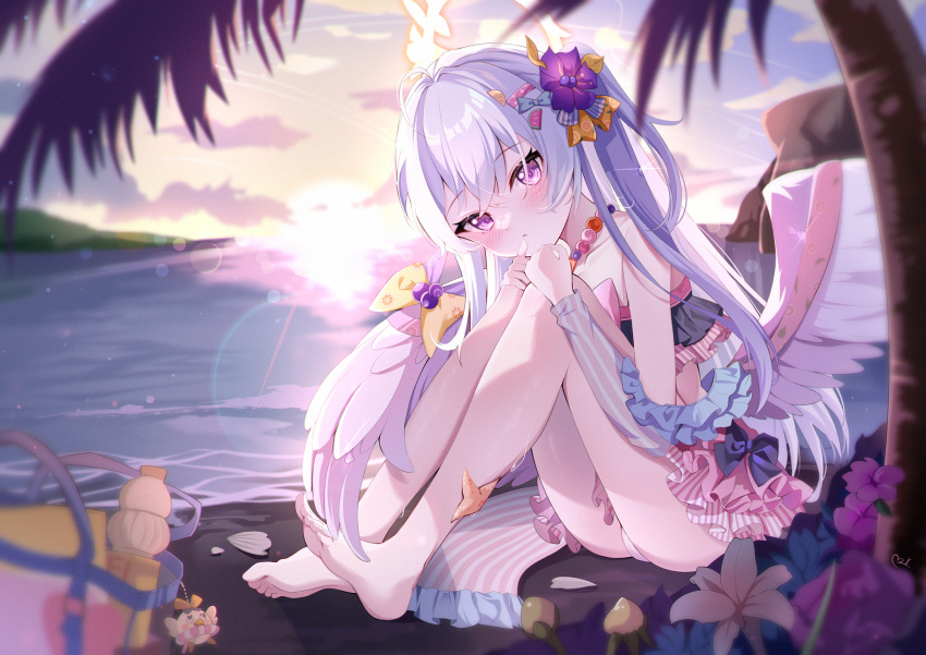 1girl angel_wings ass azusa_(blue_archive) azusa_(swimsuit)_(blue_archive) barefoot bikini blue_archive blush closed_mouth feathered_wings flower frilled_bikini frills hair_between_eyes hair_flower hair_ornament highres long_hair looking_at_viewer ocean official_alternate_costume outdoors palm_tree pink_eyes purple_flower solo swimsuit teeth_bro toes tree white_flower white_hair white_wings wings