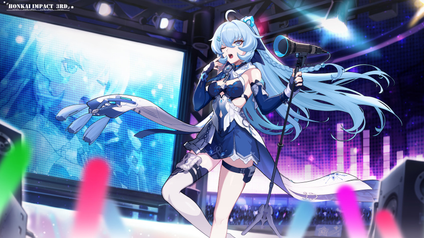 1girl ahoge blue_eyes blue_nails braid breasts chinese_commentary commentary_request concert detached_sleeves high_ponytail highres honkai_(series) honkai_impact_3rd idol logo long_hair medium_breasts microphone microphone_stand nail_polish official_art official_wallpaper one_eye_closed open_hand open_mouth shigure_kira solo standing teeth thigh_strap upper_teeth_only yawning