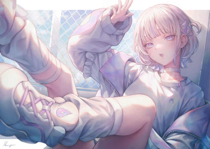 1girl baggy_socks blonde_hair chain-link_fence choker fence hair_ornament hama_guri highres hololive hololive_dev_is jacket looking_at_viewer multicolored_hair open_mouth purple_eyes purple_hair shirt shoes short_twintails sneakers solo streaked_hair todoroki_hajime twintails virtual_youtuber white_choker white_jacket white_shirt