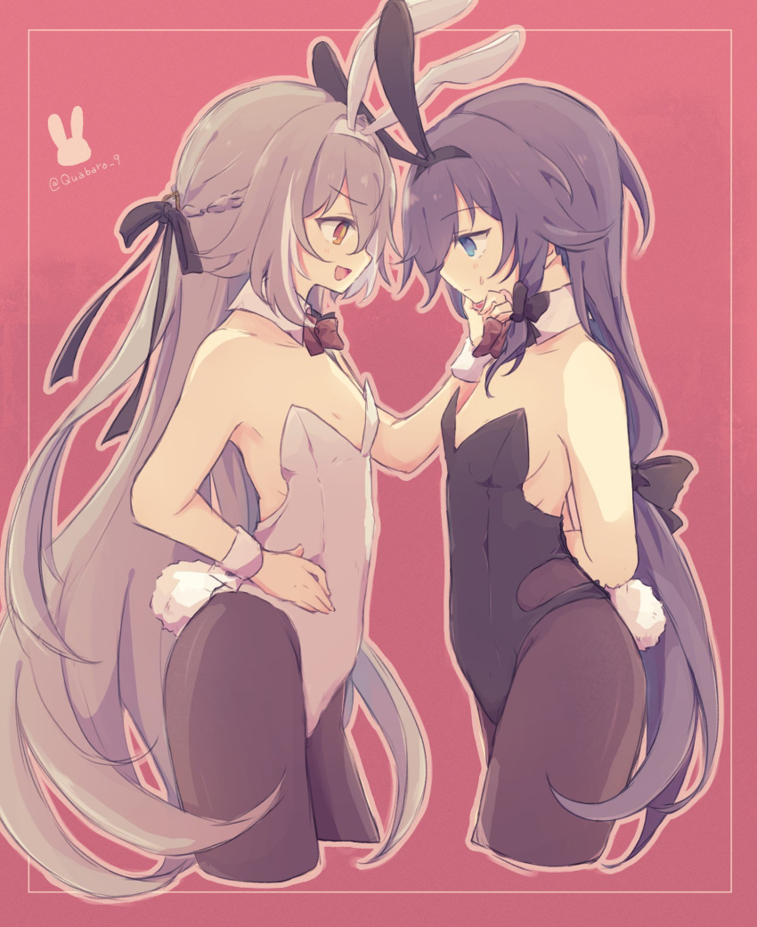 2girls animal_ears bare_shoulders black_hair black_hairband black_leotard blue_eyes bow bowtie breasts brown_bow brown_bowtie brown_eyes brown_hair brown_outline brown_pantyhose collar commentary cropped_legs detached_collar fake_animal_ears fu_hua fu_hua_(herrscher_of_sentience) hair_between_eyes hairband highres honkai_(series) honkai_impact_3rd leotard long_hair looking_at_another looking_down multiple_girls pantyhose playboy_bunny quabara_9 rabbit_ears rabbit_tail red_background small_breasts strapless strapless_leotard tail twitter_username very_long_hair white_collar white_hairband white_leotard wing_collar