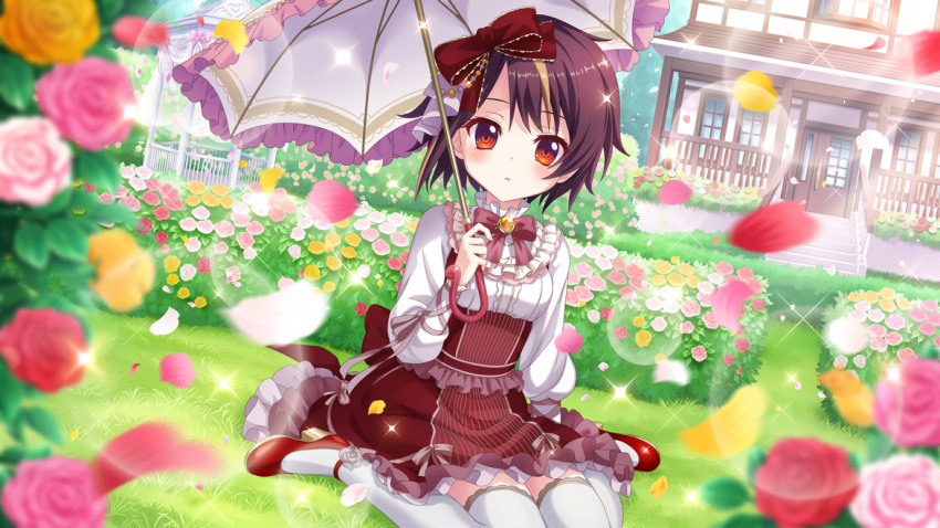 1girl bandou_mikuru bell blonde_hair bow breasts brown_hair day dot_nose dress dutch_angle film_grain flower game_cg grass hair_bow hedge holding holding_umbrella house izumi_tsubasu jingle_bell lens_flare long_sleeves looking_at_viewer multicolored_hair non-web_source official_art outdoors pagoda parasol parted_lips petals pink_bow pink_flower pink_rose re:stage! red_bow red_eyes red_flower red_footwear red_rose red_skirt rose rose_bush shoes short_hair sitting skirt small_breasts solo sparkle streaked_hair sunlight thighhighs two-tone_hair umbrella under_umbrella underbust wariza white_dress white_flower white_rose white_thighhighs white_umbrella yellow_flower yellow_rose zettai_ryouiki
