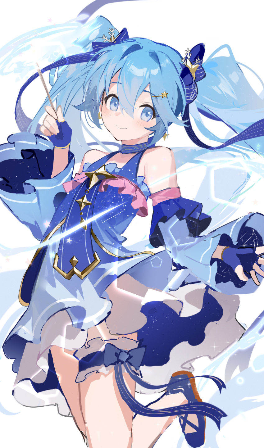 1girl absurdres bare_shoulders blue_bow blue_dress blue_eyes blue_gloves blue_hair blue_sleeves bow commentary constellation_print detached_sleeves dress earrings fingerless_gloves foot_out_of_frame gloves hair_bow hair_ornament hairclip hatsune_miku head_tilt highres holding holding_wand jewelry jiu_ye_sang leg_up light_blue_hair long_hair long_sleeves looking_at_viewer simple_background smile solo thigh_strap twintails very_long_hair vocaloid wand white_background