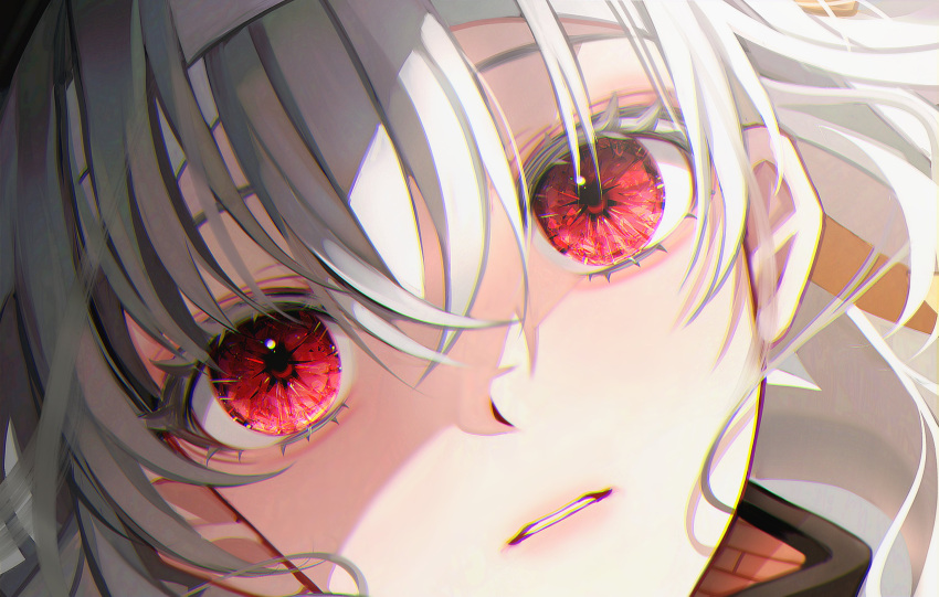 1girl 58_(opal_00_58) chromatic_aberration close-up crossed_bangs crystal_eye eyebrows_hidden_by_hair eyelashes goddess_of_victory:_nikke hair_between_eyes highres looking_at_viewer modernia_(nikke) parted_lips red_eyes solo teeth white_hair