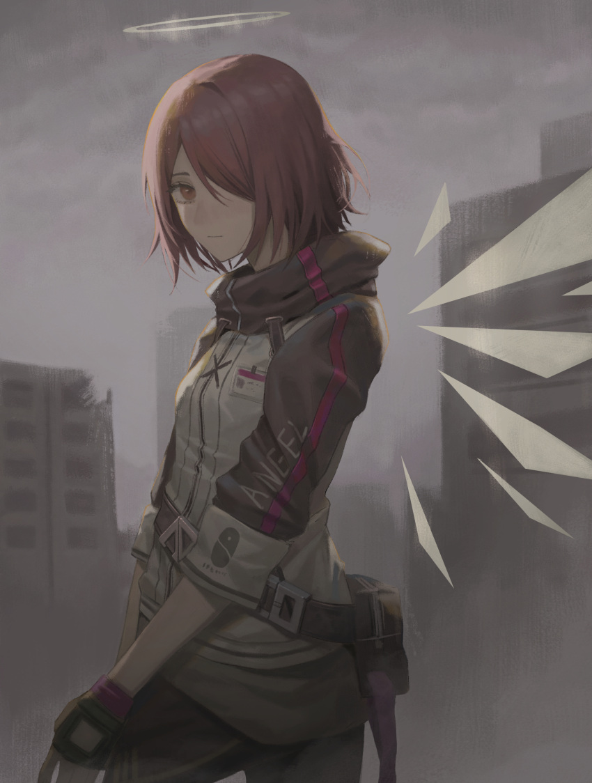 1girl arknights belt_pouch black_gloves black_jacket brown_eyes building closed_mouth commentary energy_wings exusiai_(arknights) fingerless_gloves gloves grey_sky halo highres jacket multicolored_clothes multicolored_jacket name_tag outdoors pouch ruins short_hair sky solo subfiction two-tone_jacket upper_body white_jacket
