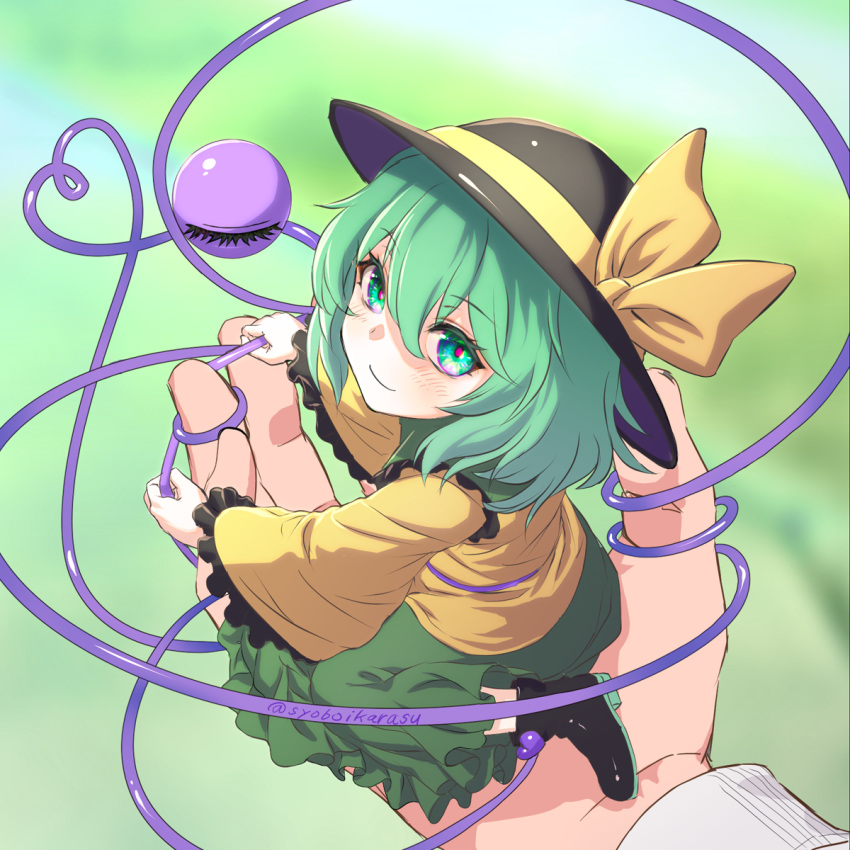 1girl 1other black_footwear black_headwear blush closed_mouth frilled_sleeves frills green_eyes green_hair green_skirt hair_between_eyes hat hat_ribbon heart heart_of_string highres komeiji_koishi long_sleeves ribbon shiroi_karasu shirt shoes short_hair skirt third_eye touhou twitter_username wide_sleeves yellow_ribbon yellow_shirt