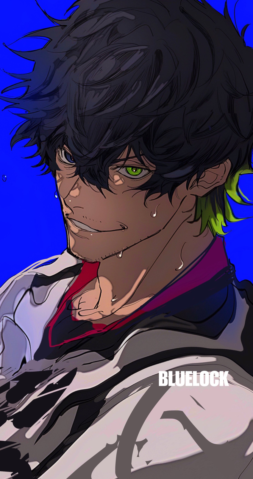 1boy absurdres black_hair black_shirt blue_background blue_lock bo_toike57 facial_hair green_eyes green_hair heterochromia highres looking_at_viewer male_focus multicolored_hair oliver_aiku parted_lips purple_eyes shirt short_hair simple_background smile solo sweat two-tone_hair two-tone_shirt upper_body v-shaped_eyebrows white_shirt